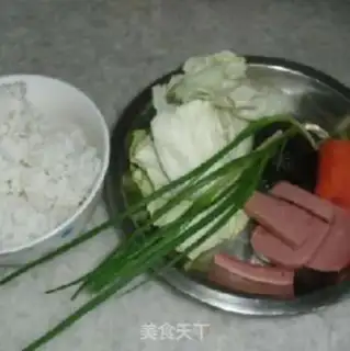 Make Five eggs of fried rice step 0