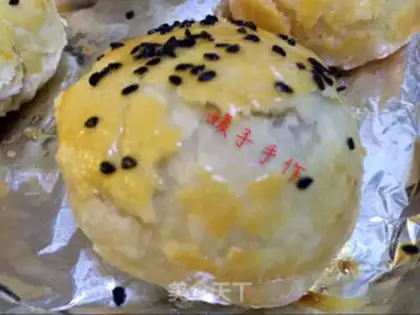 Make Fresh meat mooncake step 19