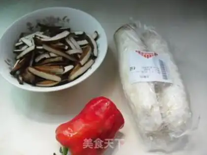 Make Chicken-legged mushrooms and fried meat step 0