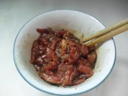 Make Chicken-legged mushrooms and fried meat step 2