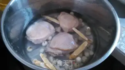Make The cold hand tore the chicken step 1