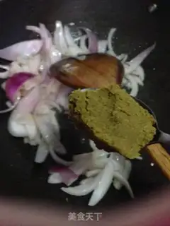 Make Thai curry crab step 8