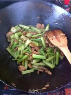 Make Celery and meat step 7