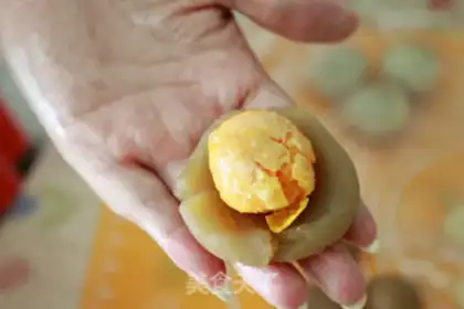 Make Lian Yuen Yuen step 3