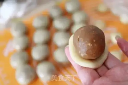 Make Lian Yuen Yuen step 5