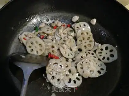 Make Spicy chicken ginseng step 6