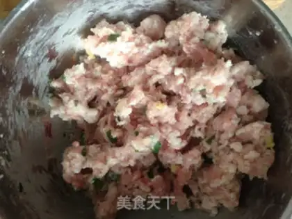 Make Frozen meat buns step 2