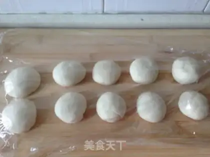 Make Frozen meat buns step 5