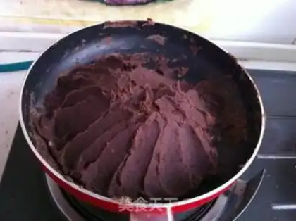 Make Red bean pie step 4
