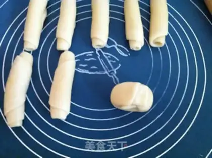 Make Red bean pie step 11