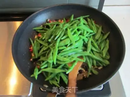 Make The beanfish knife step 5