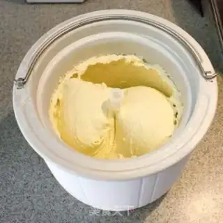 Make Cheese cream mooncake step 5