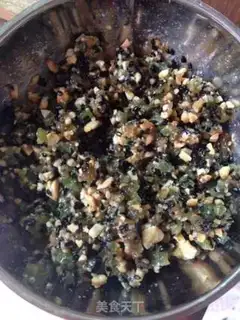 Make A taco for a moon cake step 5