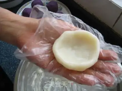 Make Milky potato ice-cream mooncake step 11