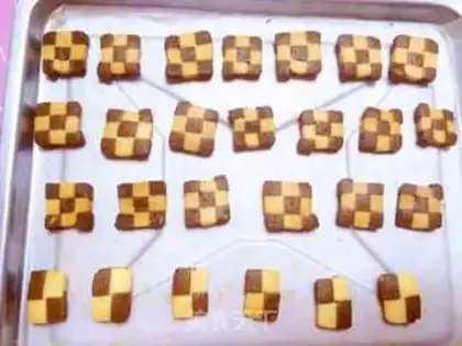 Make Chess cookies step 12