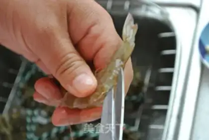 Make Spicy shrimp step 2