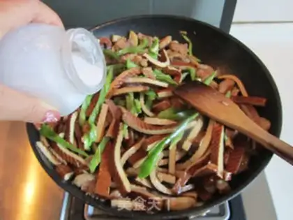 Make Pyramid chicken fried fragrance step 8
