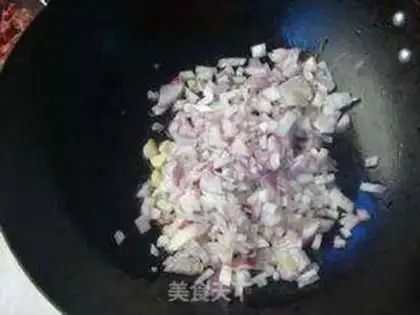 Make Curry curry veal mooncake step 3
