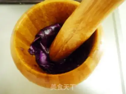 Make Rainbow fish sandwich step 4