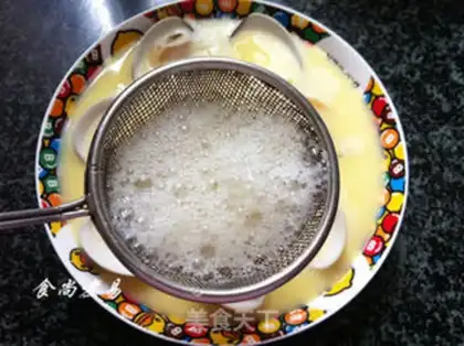 Make Toads and steamed eggs step 5