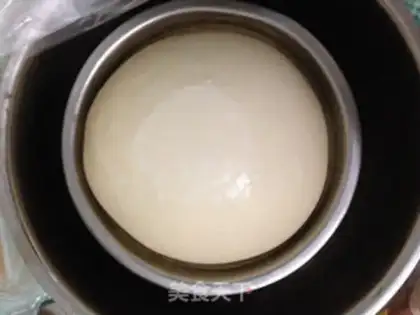 Make Onion cheese bread step 1