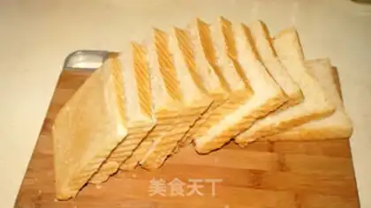Make Egg melon sandwich step 1