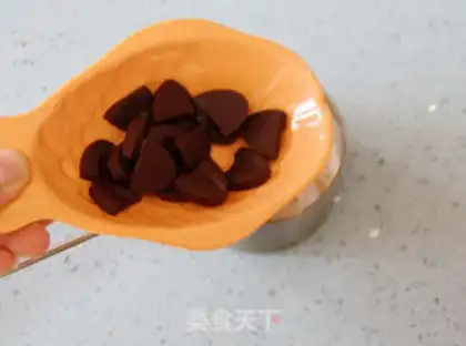 Make Black chocolate cheesecake step 3