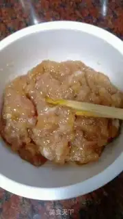 Make Skinny twirl step 1