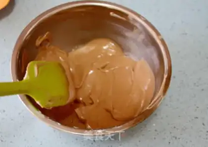 Make Black chocolate cheesecake step 5