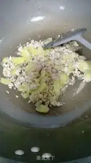 Make Skinny twirl step 5
