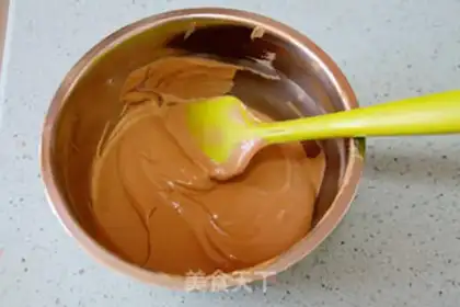 Make Black chocolate cheesecake step 8