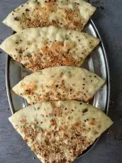 Make Onion cake step 4