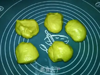 Make Mango ice cream bread step 6