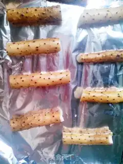 Make Roasted mountain medicine with salad sauce step 1
