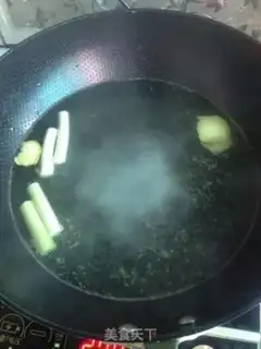 Make Boiled crabs step 1