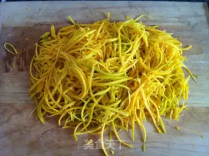 Make Pumpkin egg pie step 3