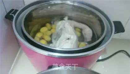 Make Cricket chicken soup step 5