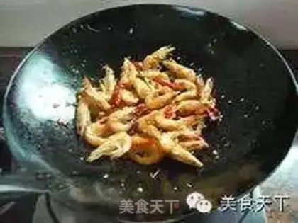 Make Spicy shrimp in the private room step 10