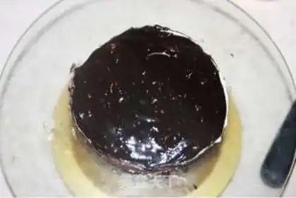 Make Almond chocolate cake step 19