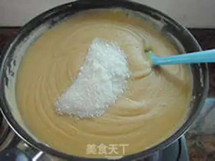 Make A wide moon cake pie step 5