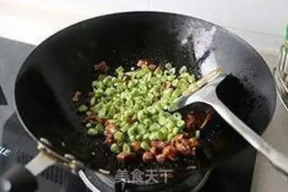 Make Four seasons of bean roast beef step 10