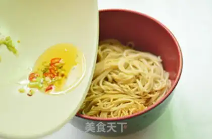 Make Onion noodles step 8