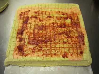 Make Colored apple cake roll step 25