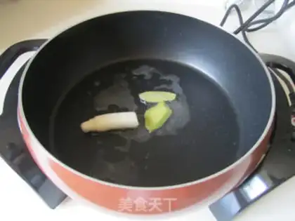 Make Fishball potato soup step 1