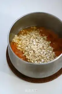 Make Porridge of oatmeal step 2