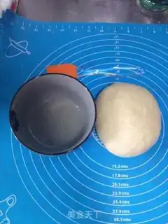 Make No oil-free hand tore bread step 3
