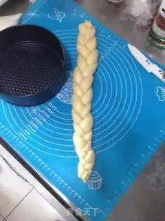Make No oil-free hand tore bread step 8
