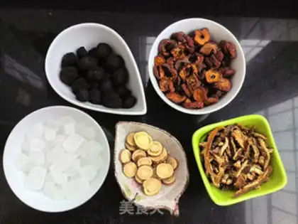 Make Sour plum soup step 0