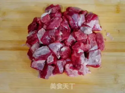 Make Red beef noodles step 2