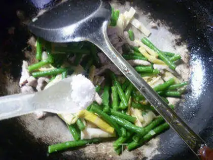 Make Skinny veggie tails with fried beans step 9